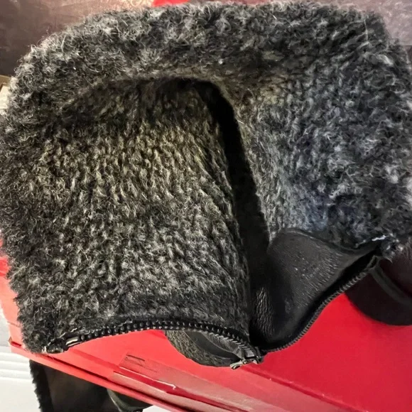 Arche Joel’s Metallic Leather Ankle Boots - Picture 13 of 15